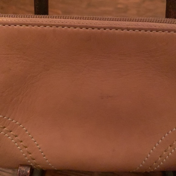 Coach Leatherware Vintage Tan Leather Wristlet - Picture 6 of 10